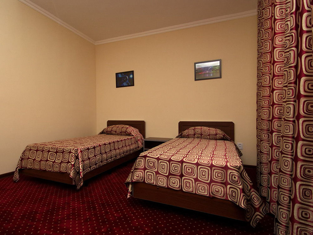 Rohat Hotel Chilonzor Tashkent Esterno foto